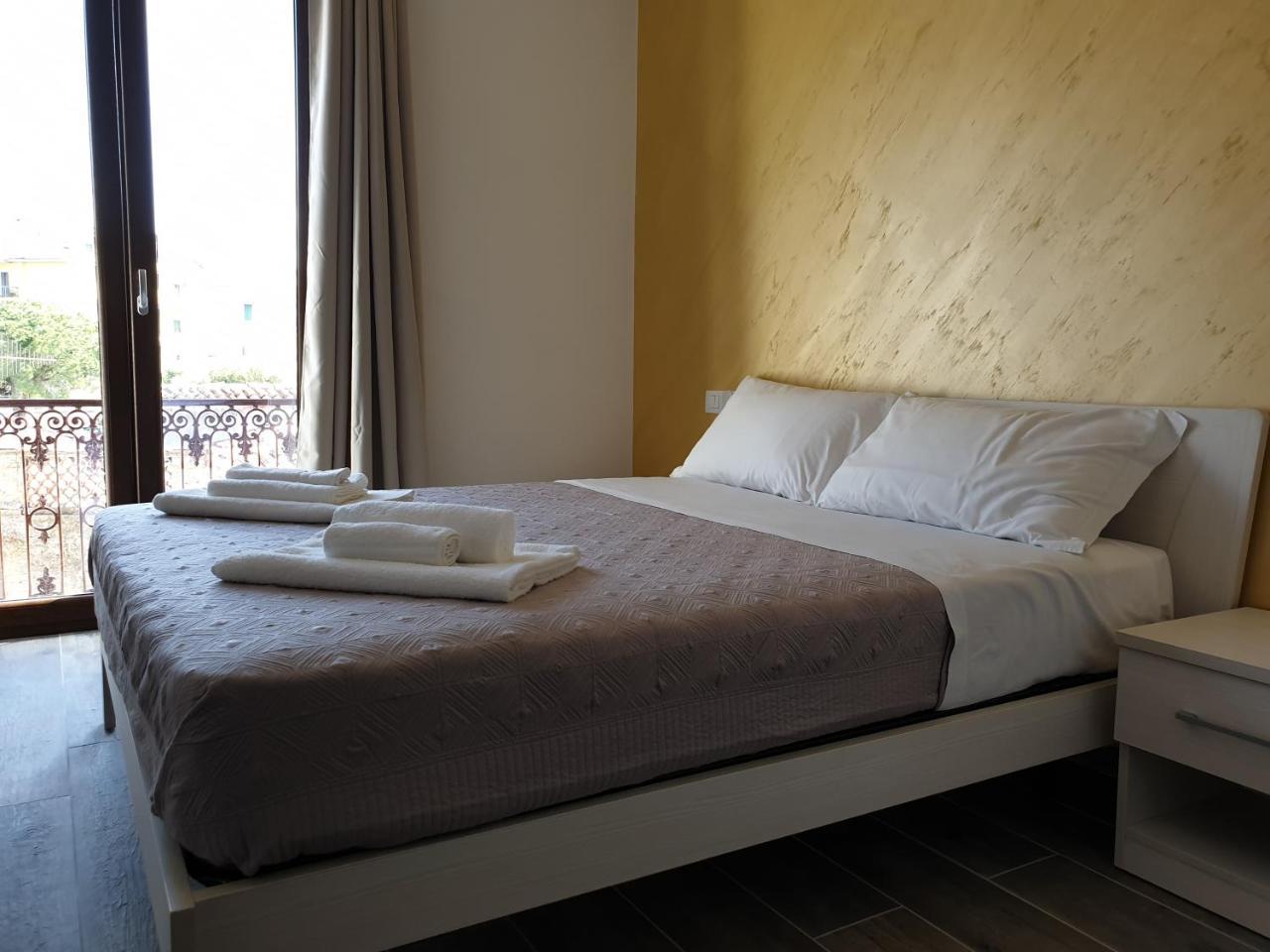 Gio Rooms Скалея Экстерьер фото